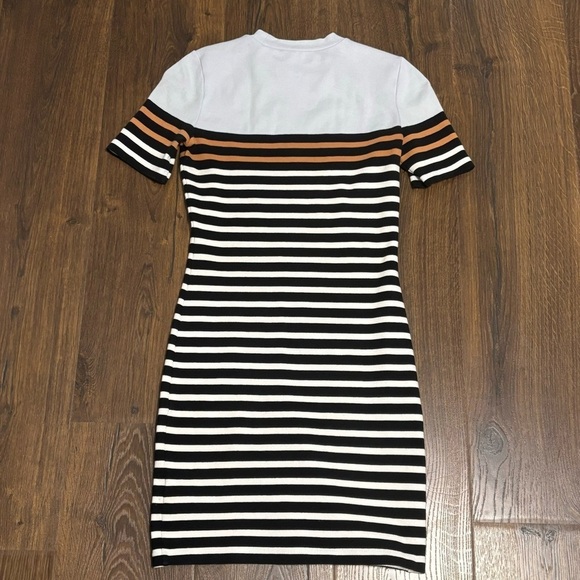 T by Alexander Wang || Engineered
Stripe T-Shirt Mini Dress Blue XS - Picture 9 of 10